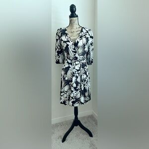 Calvin Klein (CK) Faux Wrap Dress 👗